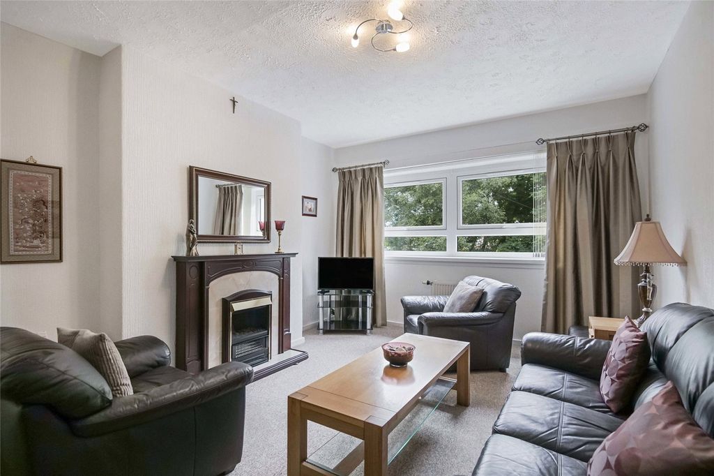 Property photo 2 of 15 Picture No. 04