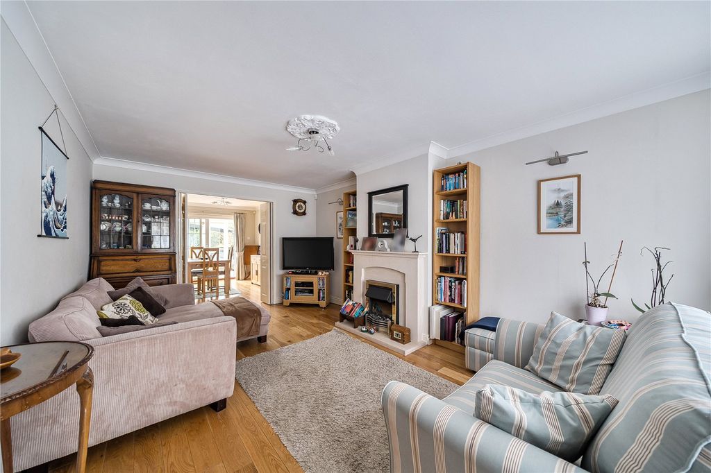 Property photo 2 of 21 Picture No. 18