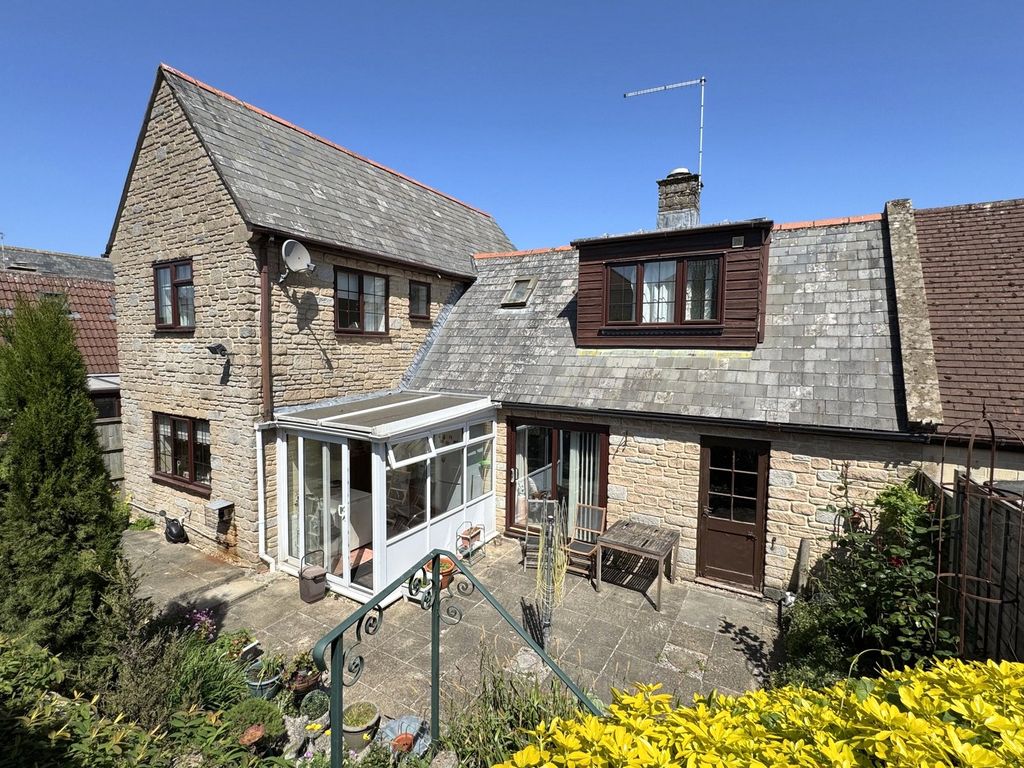 Property photo 2 of 11 Picture No. 02
