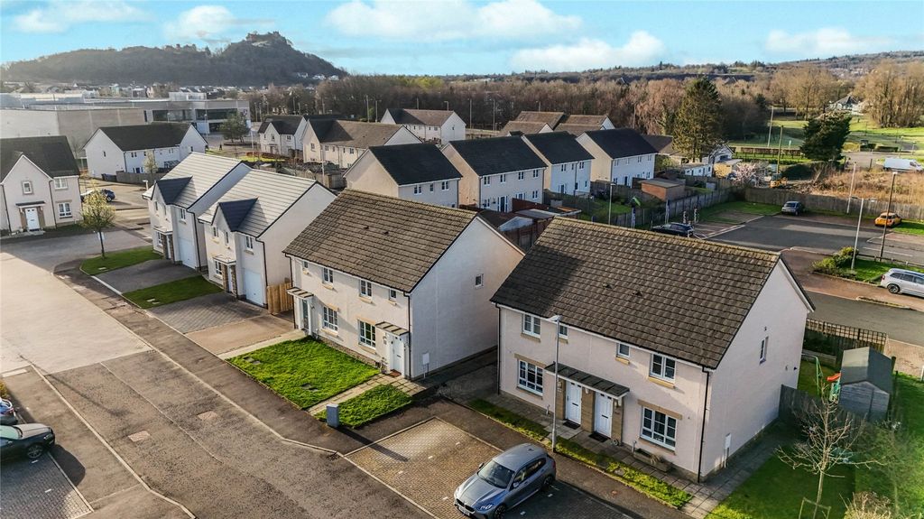 Property photo 2 of 26 Picture No. 15