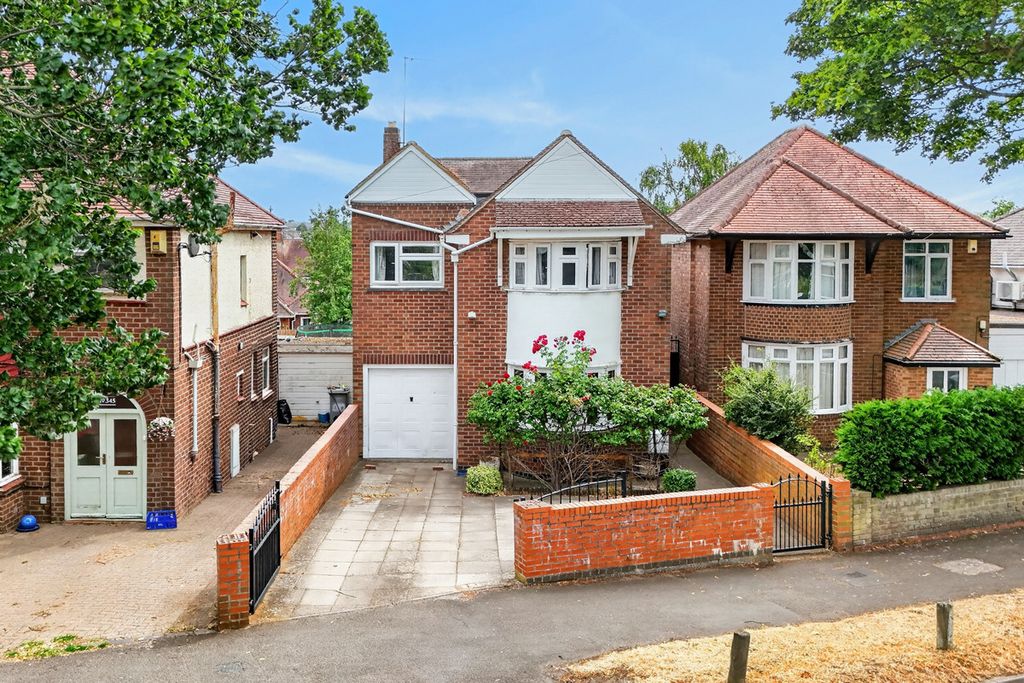 Property photo 1 of 39