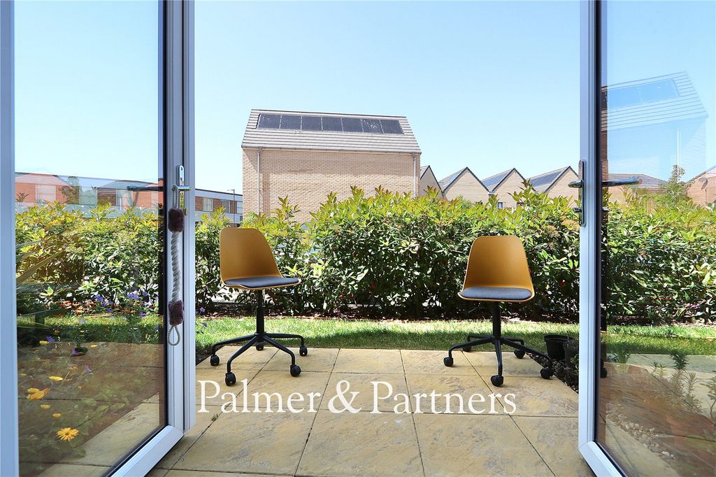 Additional image 7 of 2 bed flat for saleLower Brook Street, Ipswich, Suffolk IP4
