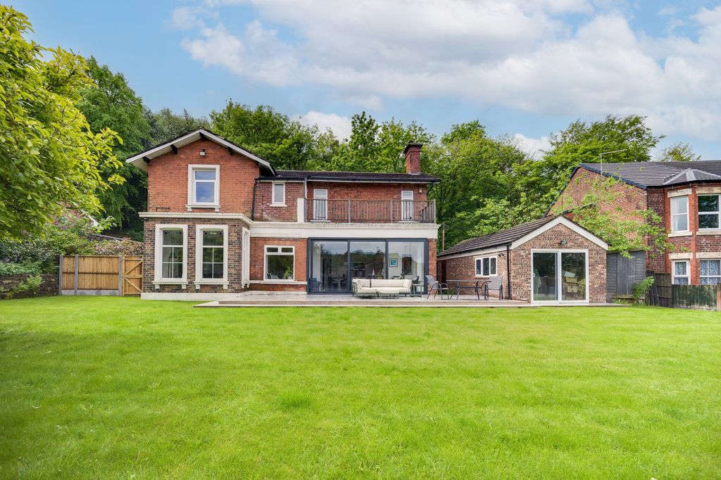 Property photo 1 of 51