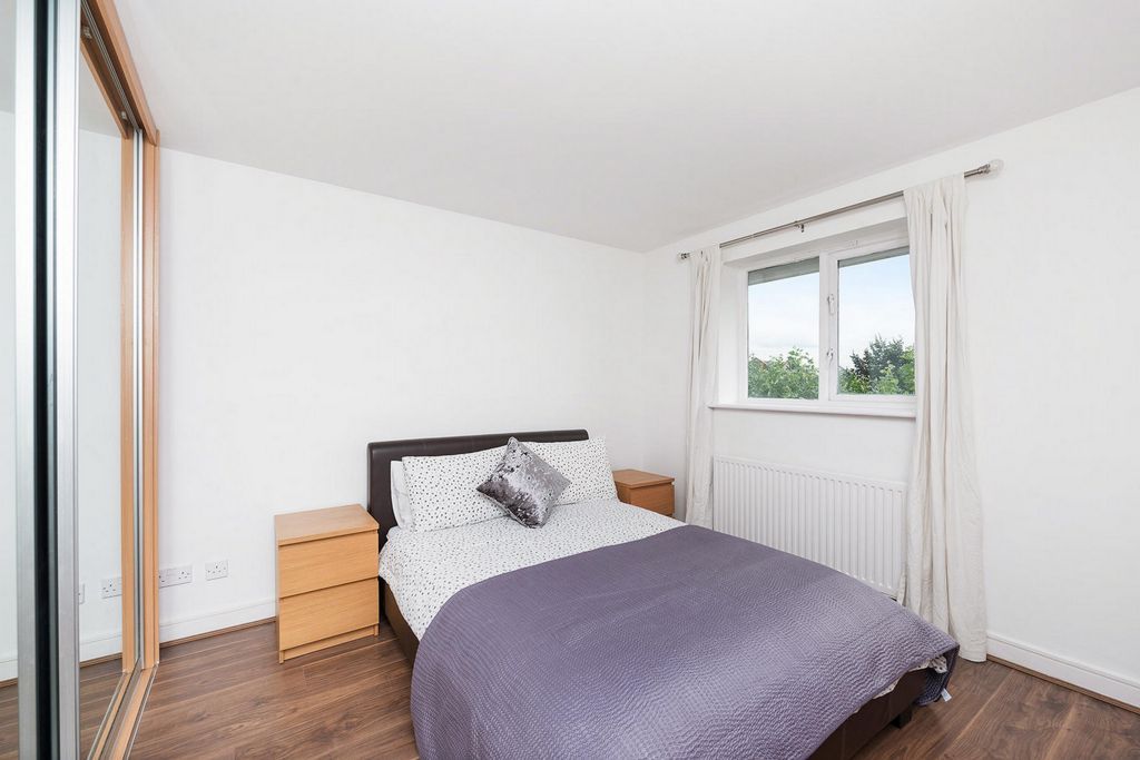 Property photo 3 of 5 Photo 3