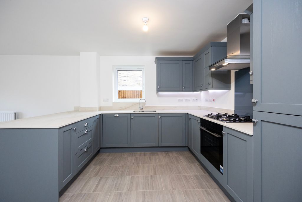 Property photo 3 of 7 Winchcombe_2_09