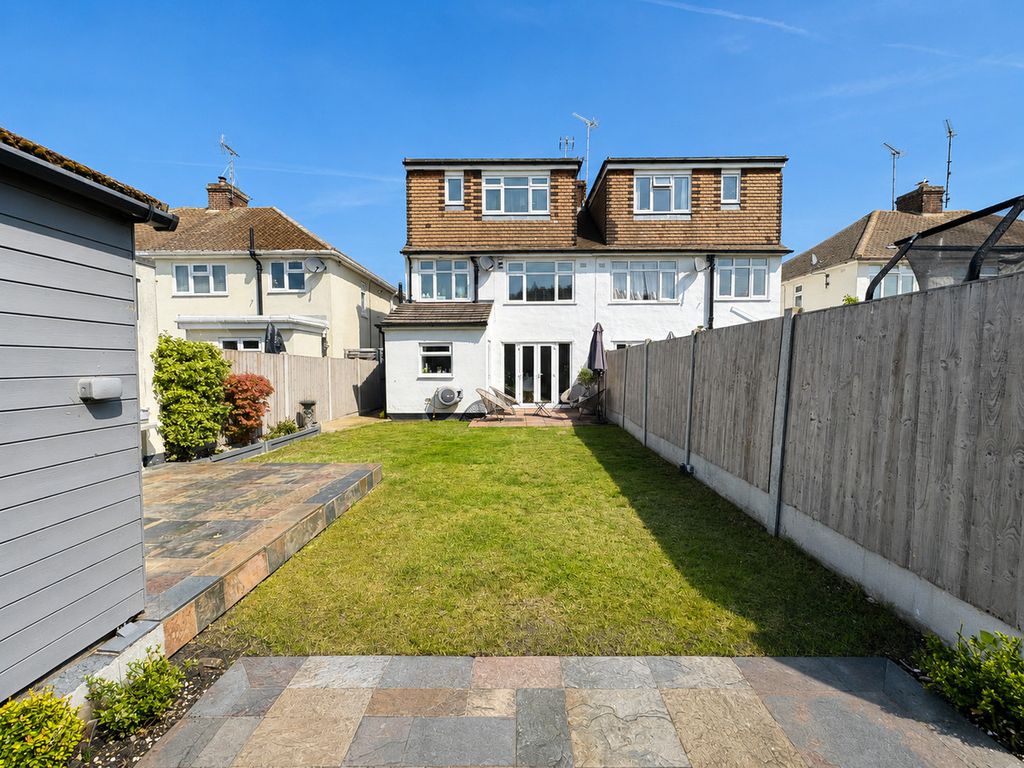 Property photo 2 of 17