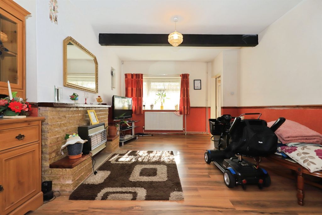 Property photo 3 of 24