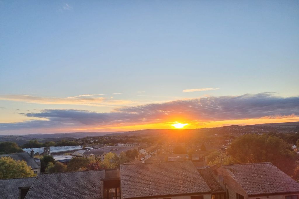Property photo 1 of 18 Amazing Sunsets Seen From The Balconies