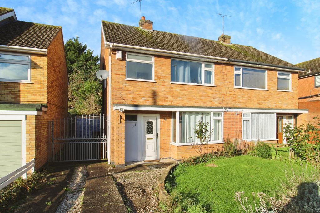 Property photo 1 of 10 Front