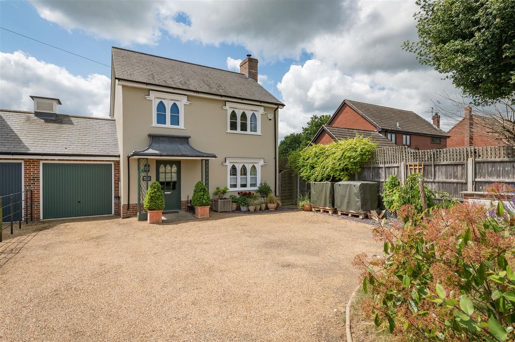 Property photo 1 of 16