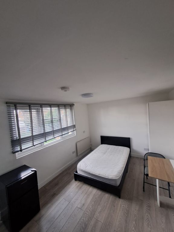 Property photo 2 of 8 Property