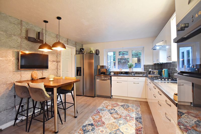 Property photo 1 of 22 Photo 24