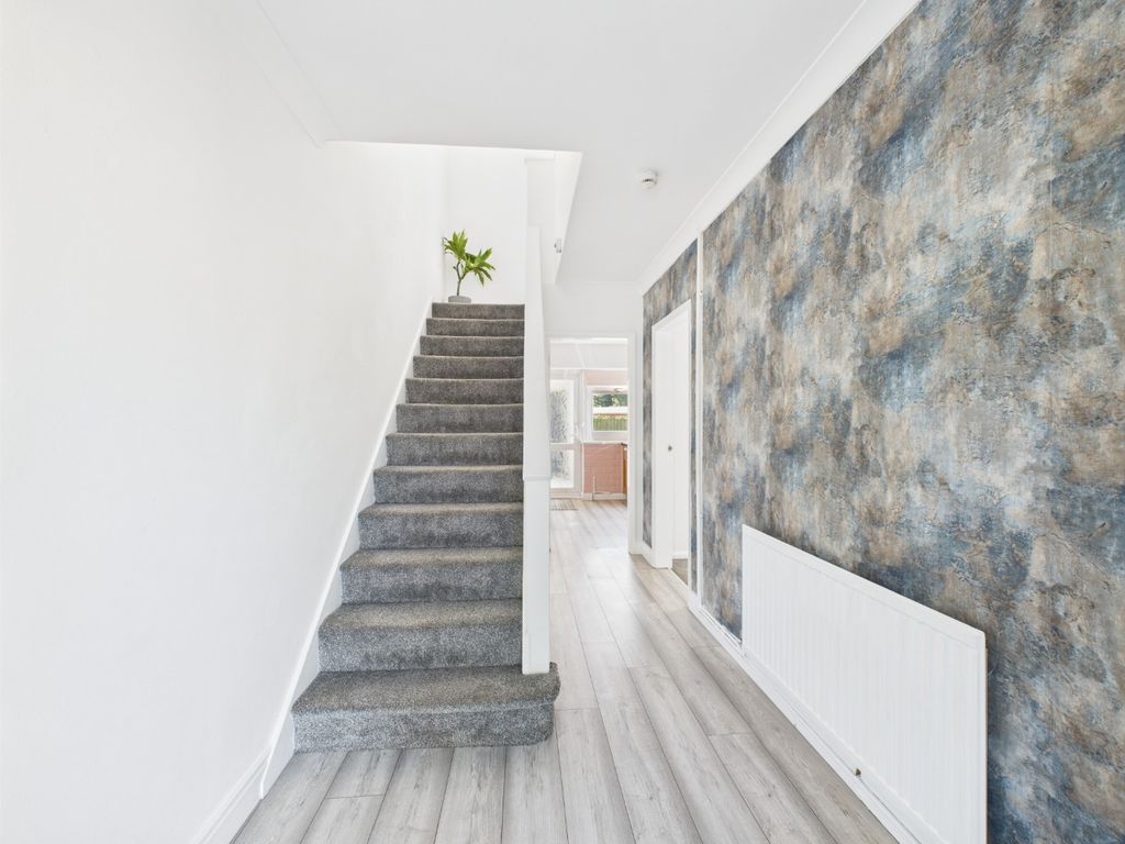 Property photo 2 of 16 4347537