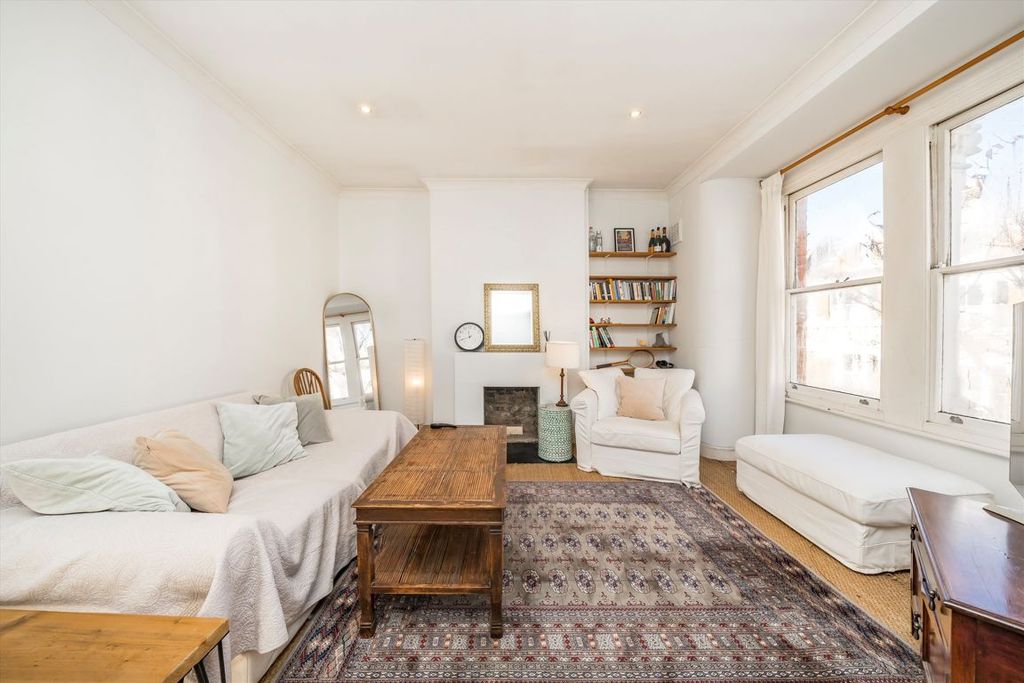 Property photo 2 of 5