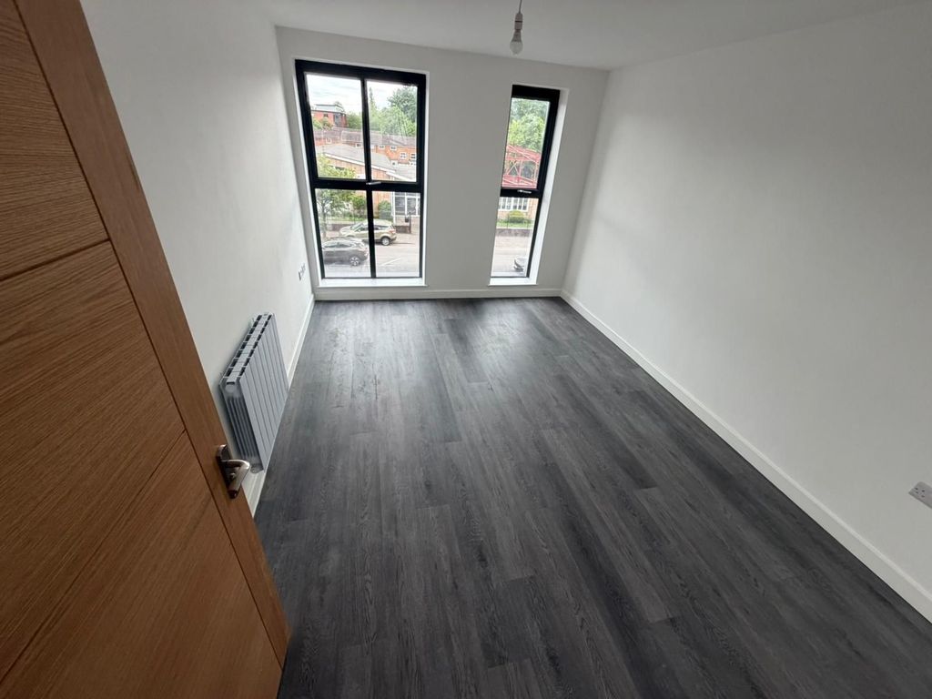 Property photo 2 of 3