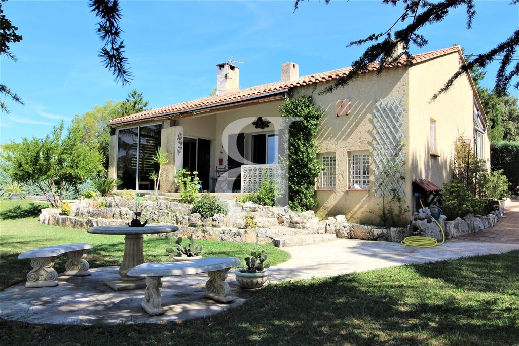 Property photo 1 of 14 Main Exterior View