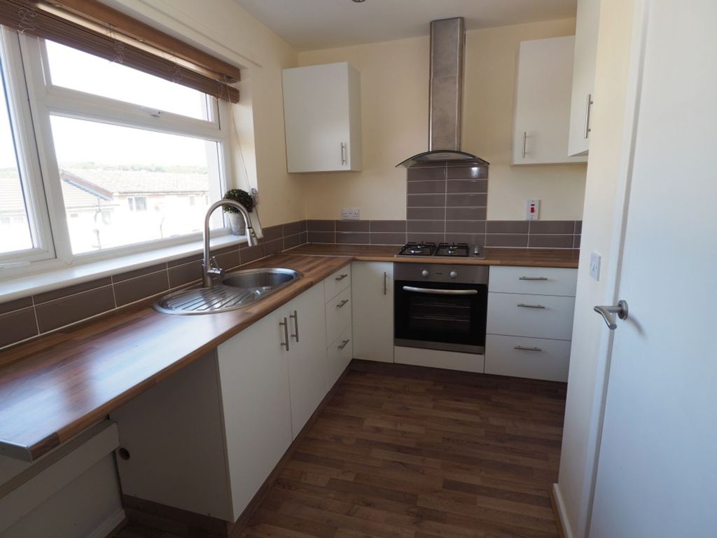 Property photo 2 of 5 Kitchen