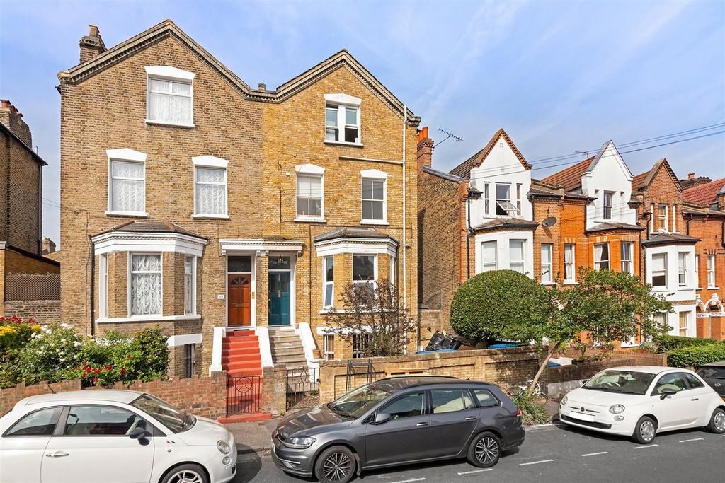 Property photo 2 of 15 Img_2061_c1.Jpg