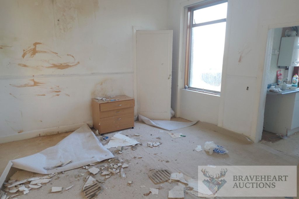 Property photo 3 of 12 Photo 12