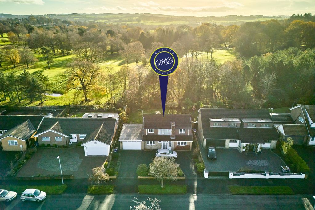 Property photo 1 of 33