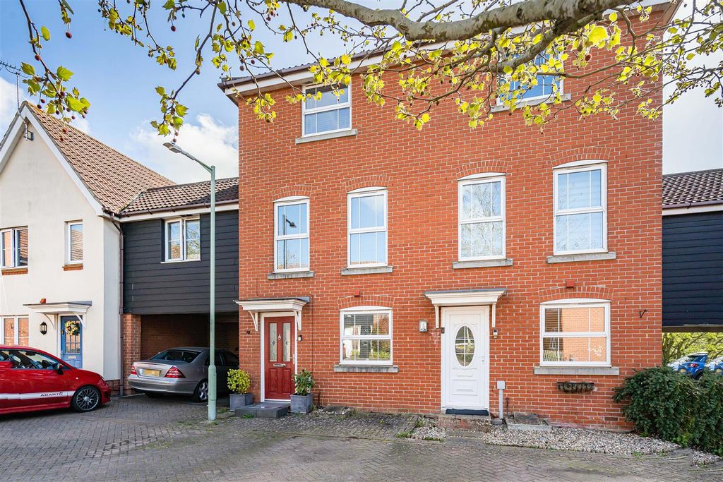 Property photo 1 of 21 35_78100.Jpg