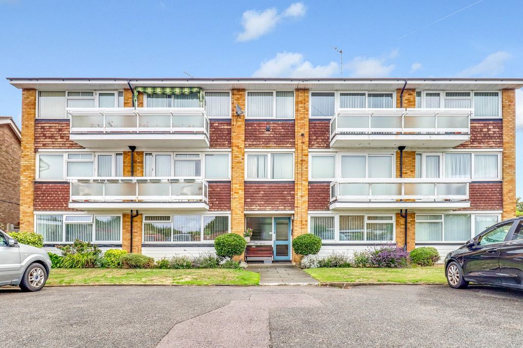 Property photo 1 of 12