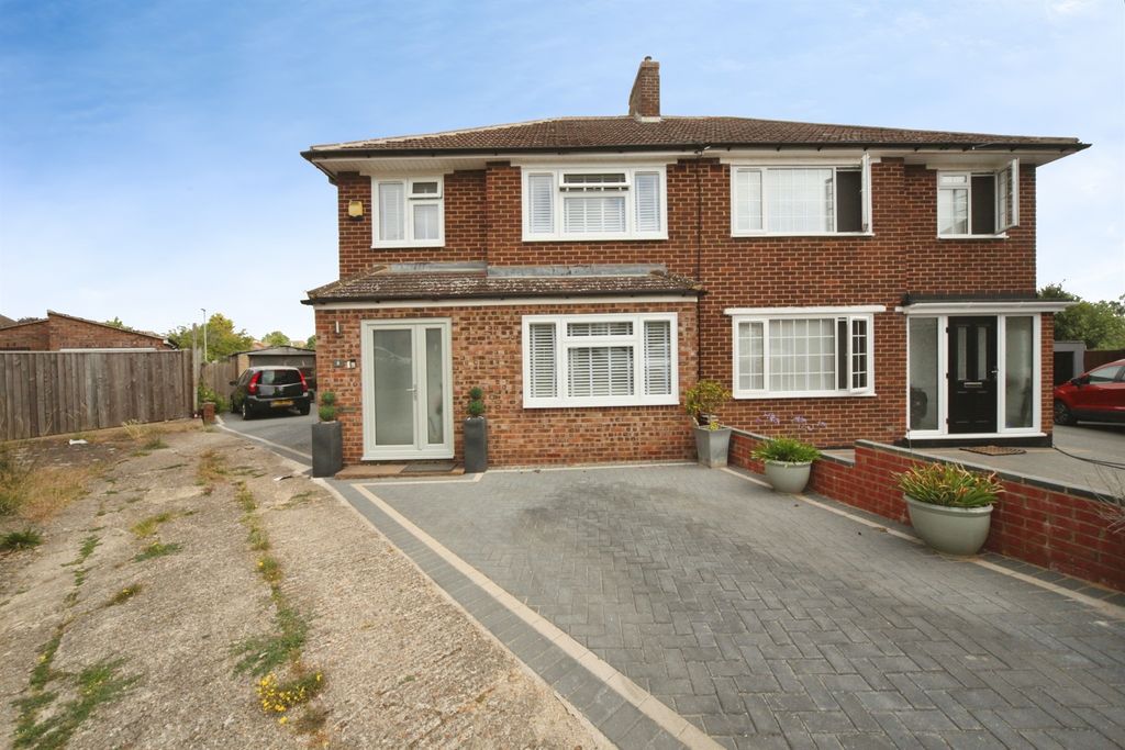 Property photo 1 of 13