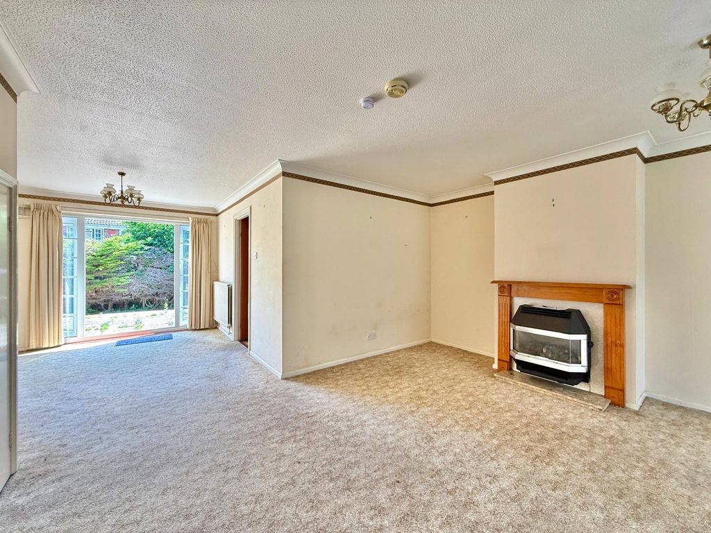 Property photo 2 of 13 Picture No. 14