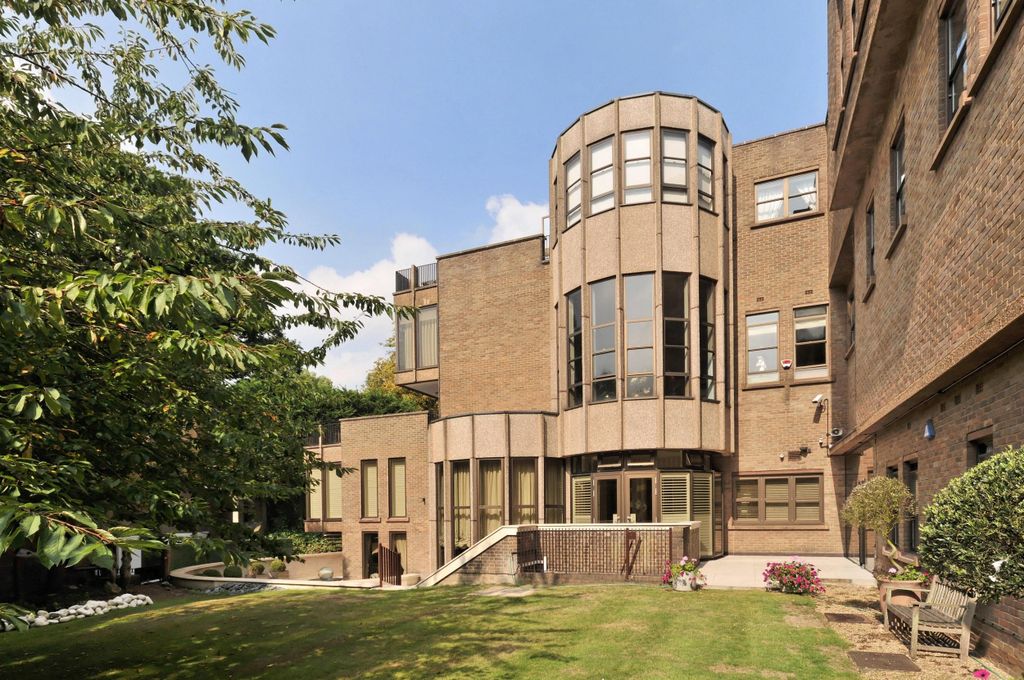 Property photo 2 of 13 Exterior