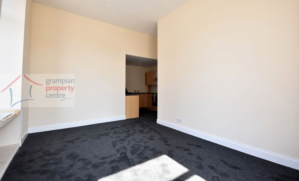 Property photo 3 of 16 1A Lounge 2.Jpg