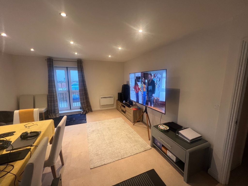 Property photo 3 of 7 4864474