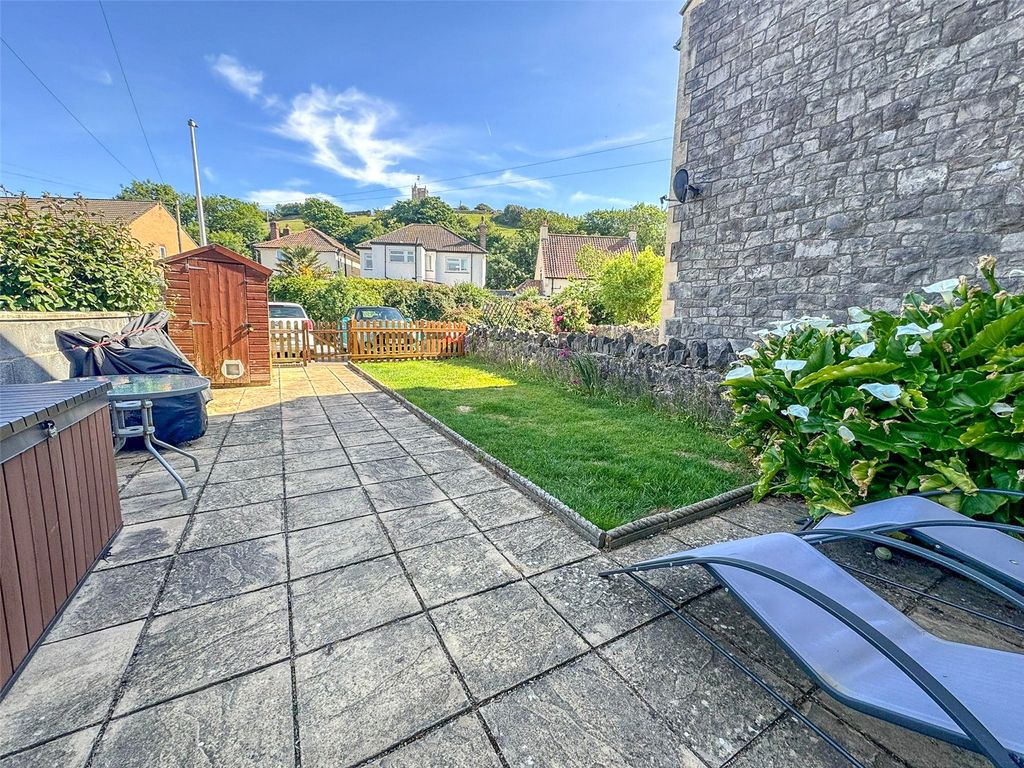 Property photo 3 of 15 Picture No. 92