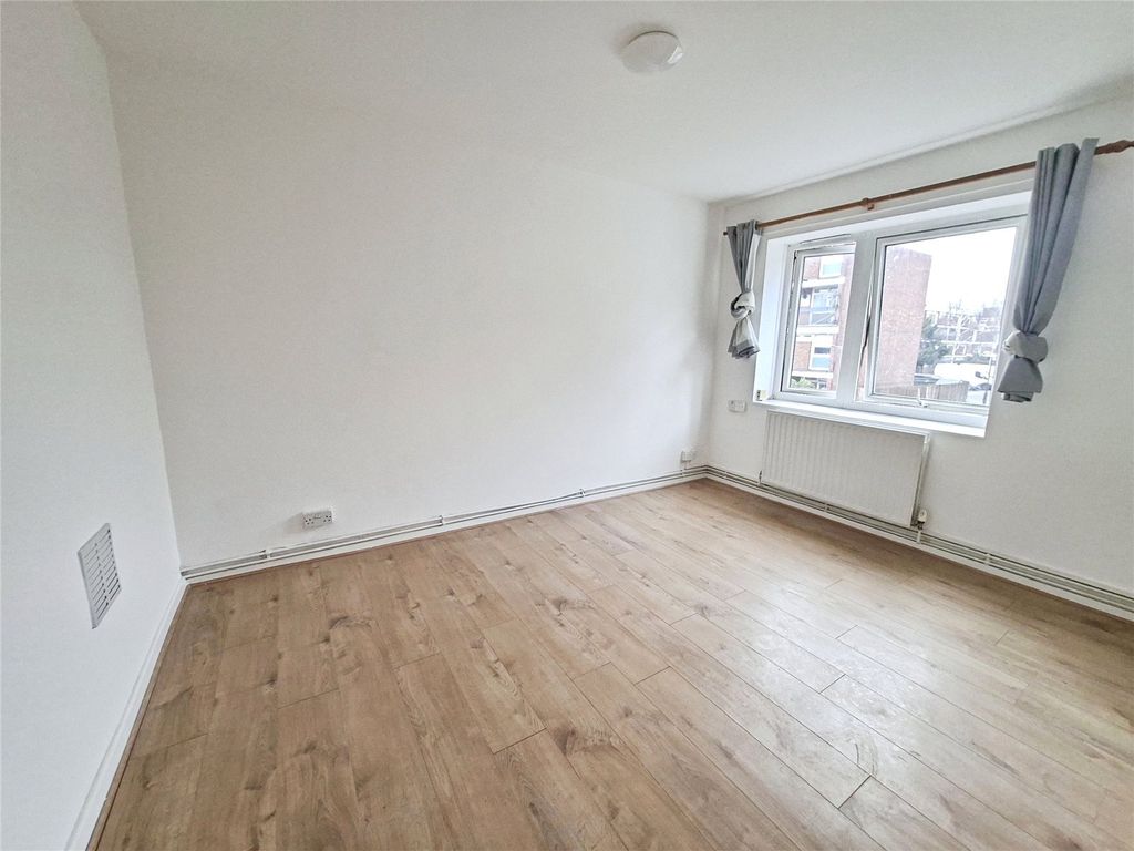 Property photo 2 of 7 Reception Room