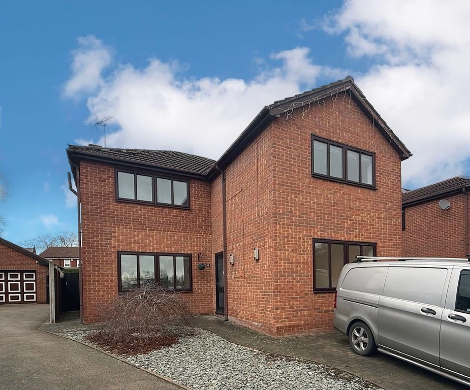 Property photo 1 of 18 Front