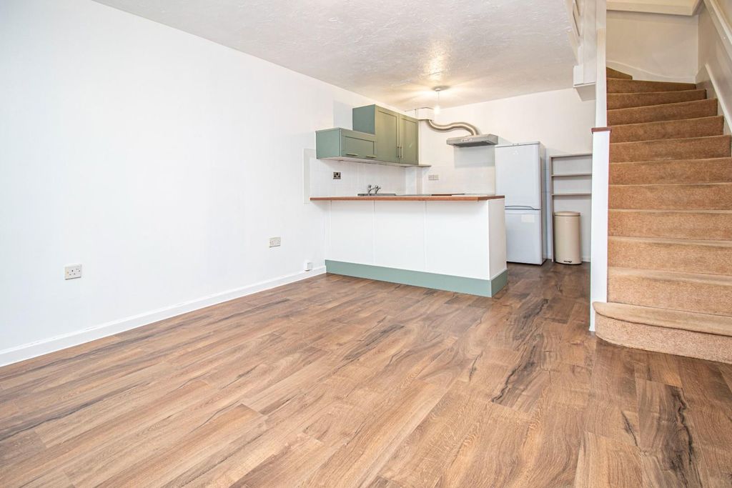 Property photo 2 of 10 A_1.Jpg