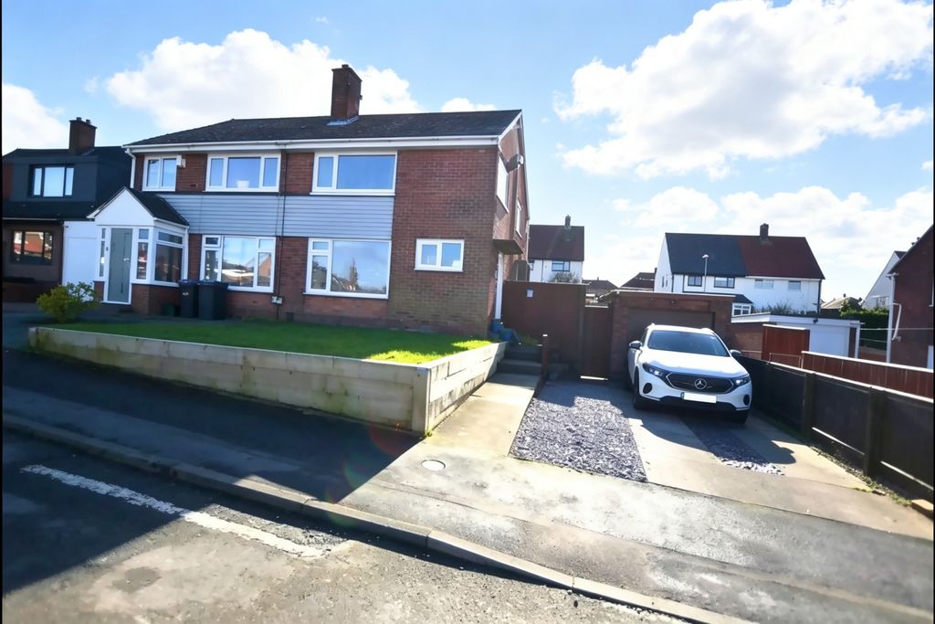 Property photo 1 of 29