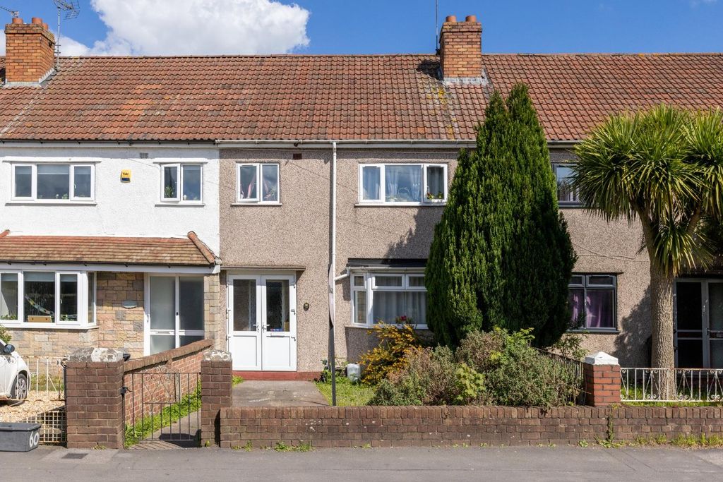 Property photo 2 of 14 58 Manor Road-1.Jpg