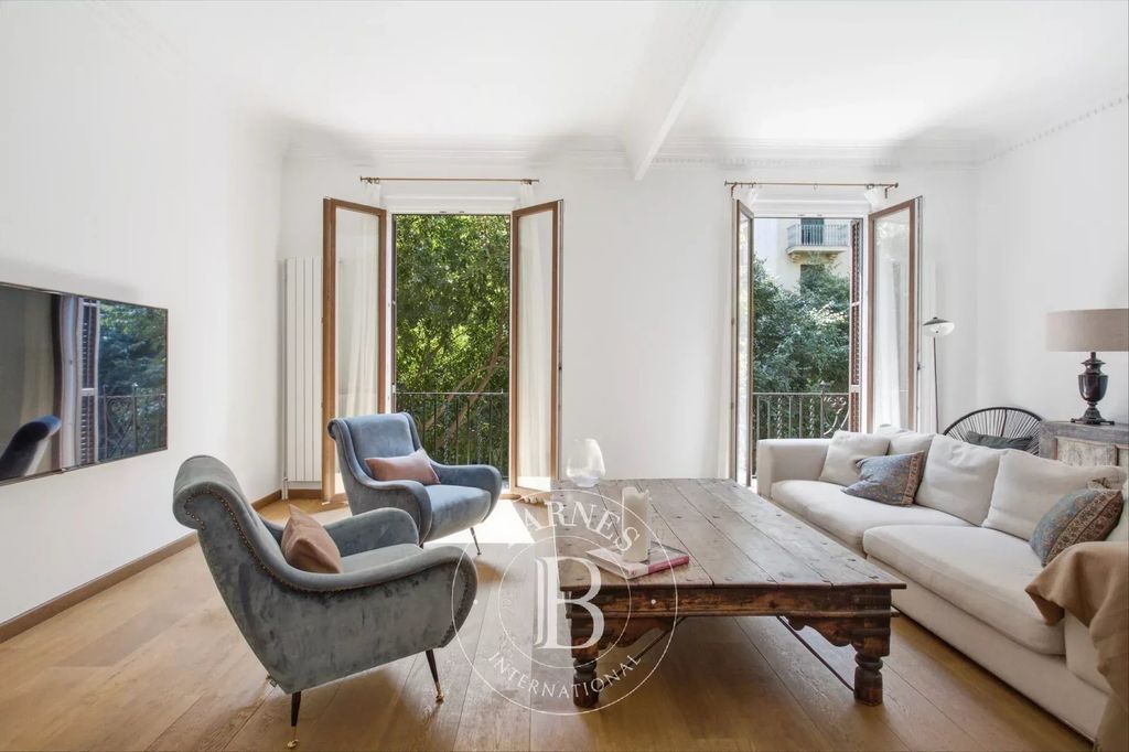 Property photo 1 of 41 Exclusive 3-Bedroom Apartment In The Heart Of Eixample