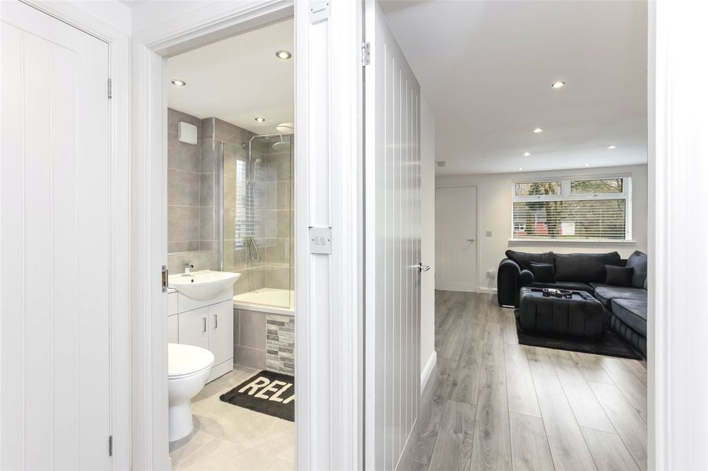 Property photo 3 of 21 Picture No. 03