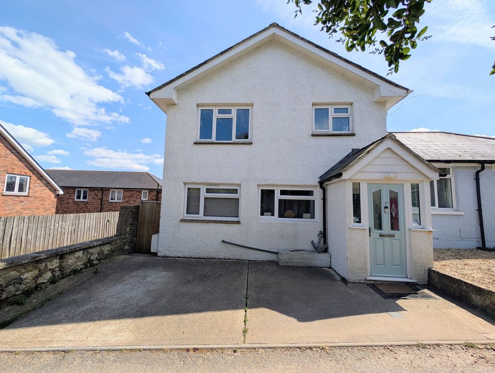 Property photo 1 of 30