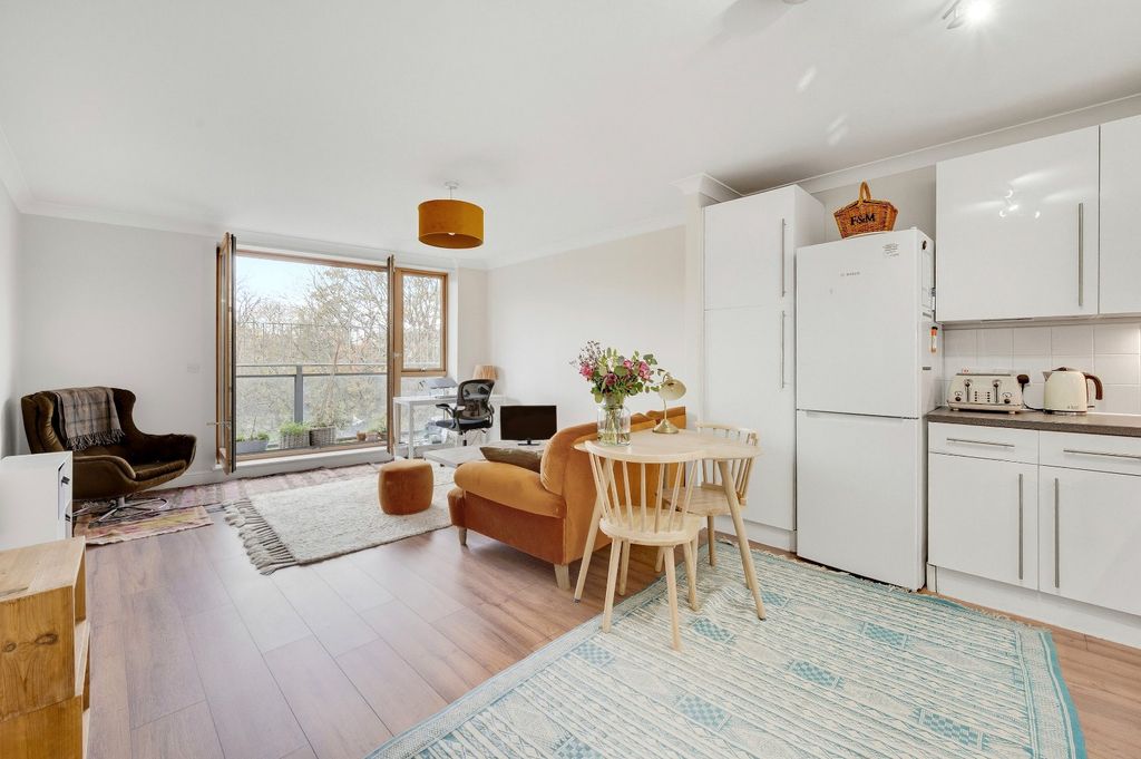 Property photo 1 of 17 Picture No. 07