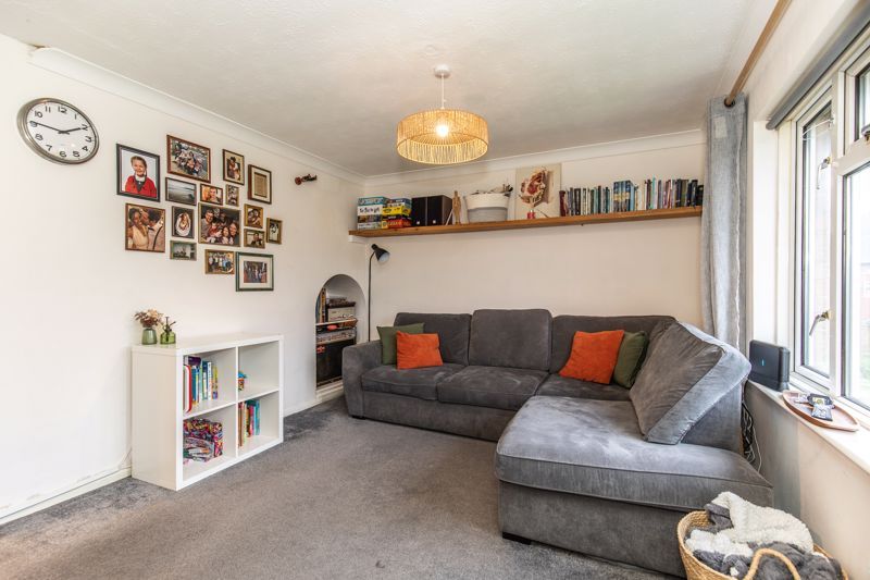 Property photo 1 of 11 Photo 13