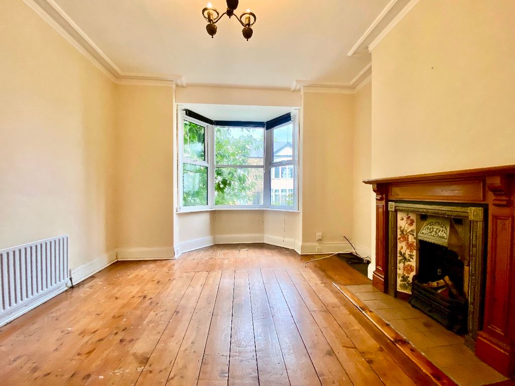 Property photo 3 of 24