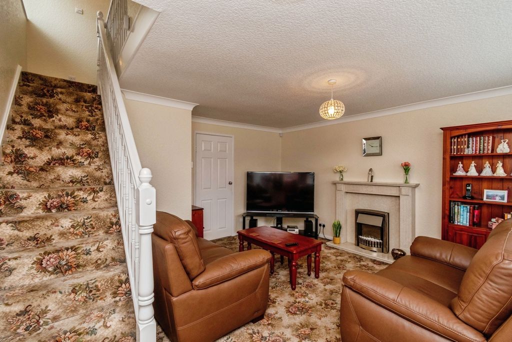 Property photo 2 of 19 Pbox-Img.Jpg