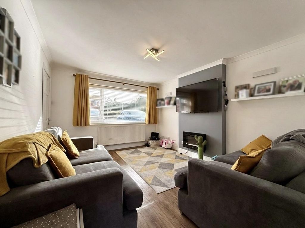 Property photo 2 of 16 2