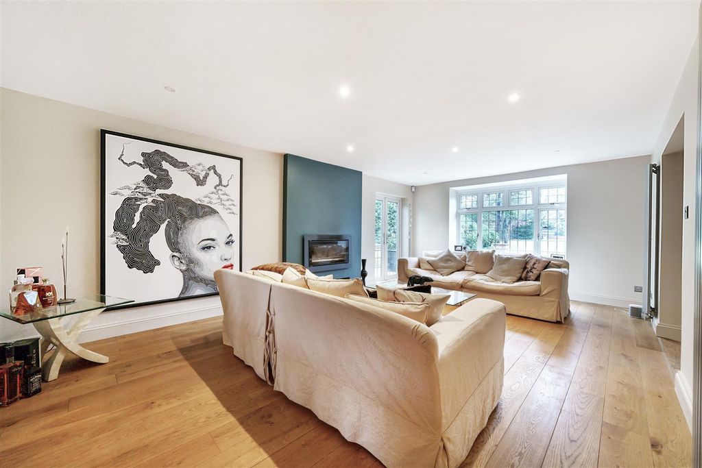 Property photo 3 of 38 Family Room