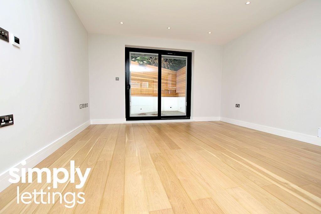 Property photo 2 of 19 Photo 1