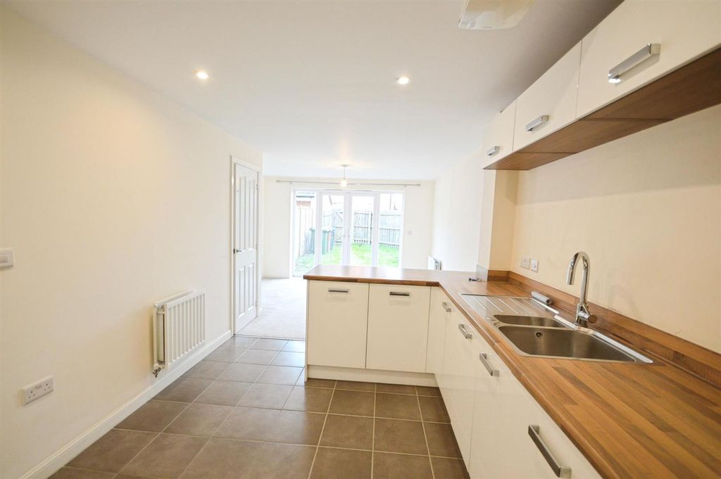 Property photo 3 of 13