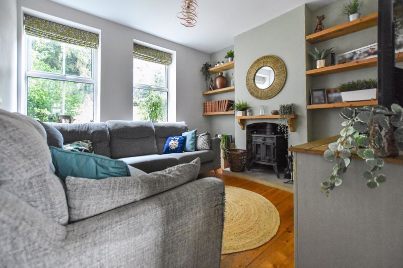 Property photo 3 of 18 Photo 9