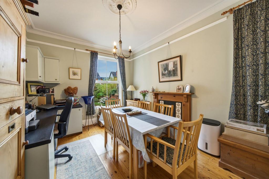 Property photo 3 of 23 Dining Room